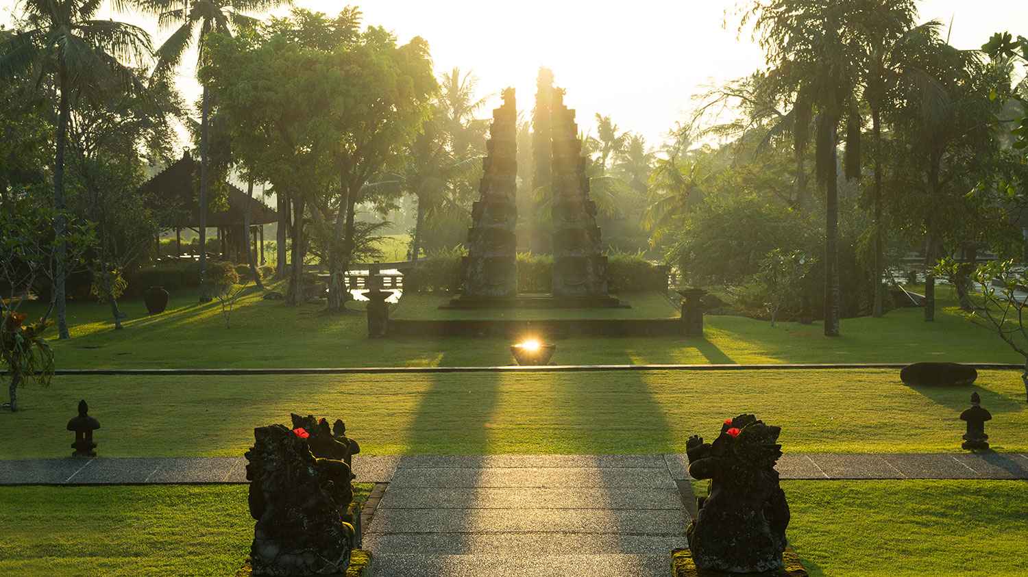 amphitheatre-tanah-gajah-ubud